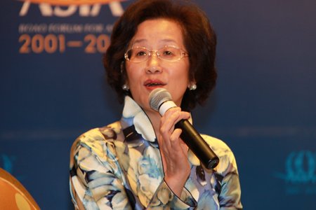 袁明-博鳌2011.jpg 袁明-博鳌2011.jpg